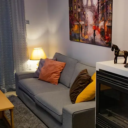 Angel Mezonet Apartment